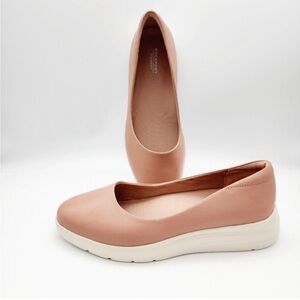 Rockport size 8.5 shoes